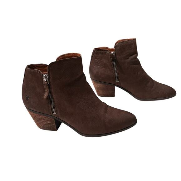 Frye Judith Double Zip Leather Booties Boots Women's Size 8.5 in Cognac - Picture 3 of 8